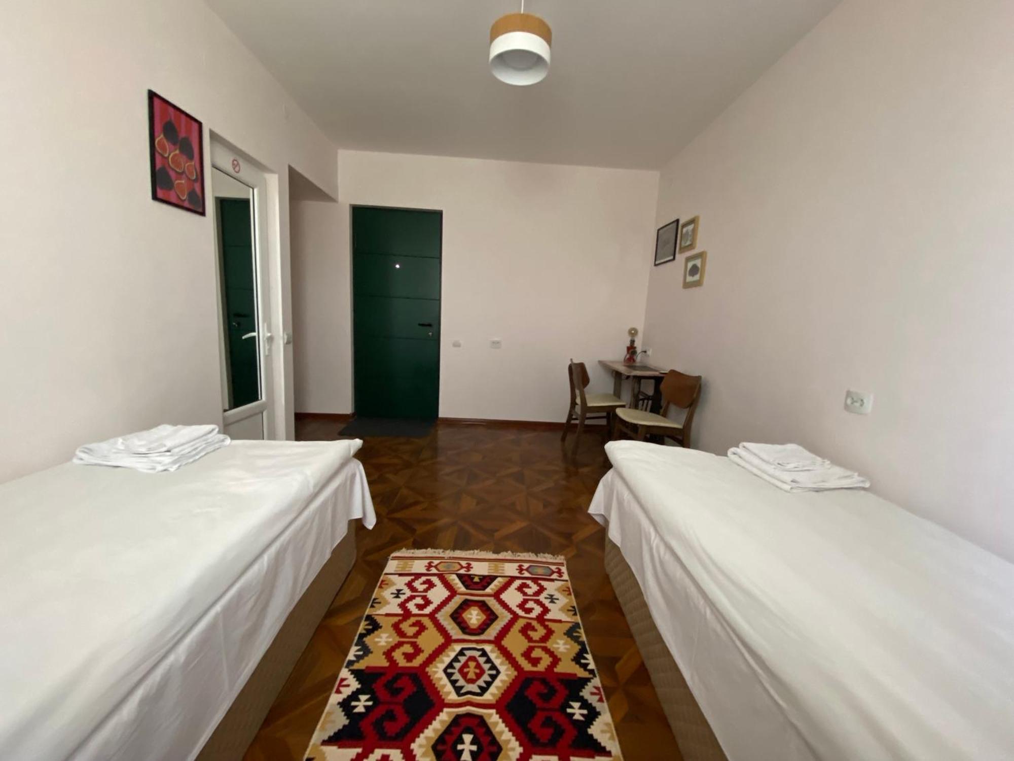 Crossway Camping Yeghegnadzor Exterior photo